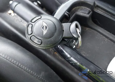 2012 Mini Cooper из США, поврежденный, VIN WMWSU3C57CT541262